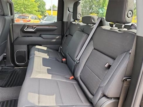 New 2026 GMC Sierra 1500 Elevation image 17