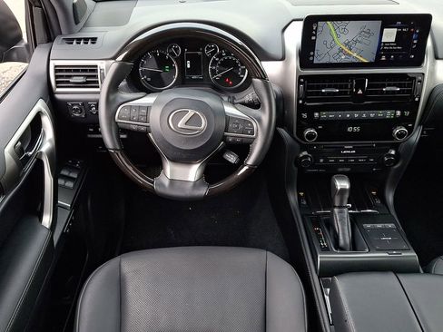 Used 2023 Lexus GX 460 Premium w/ Premium Plus Package image 12