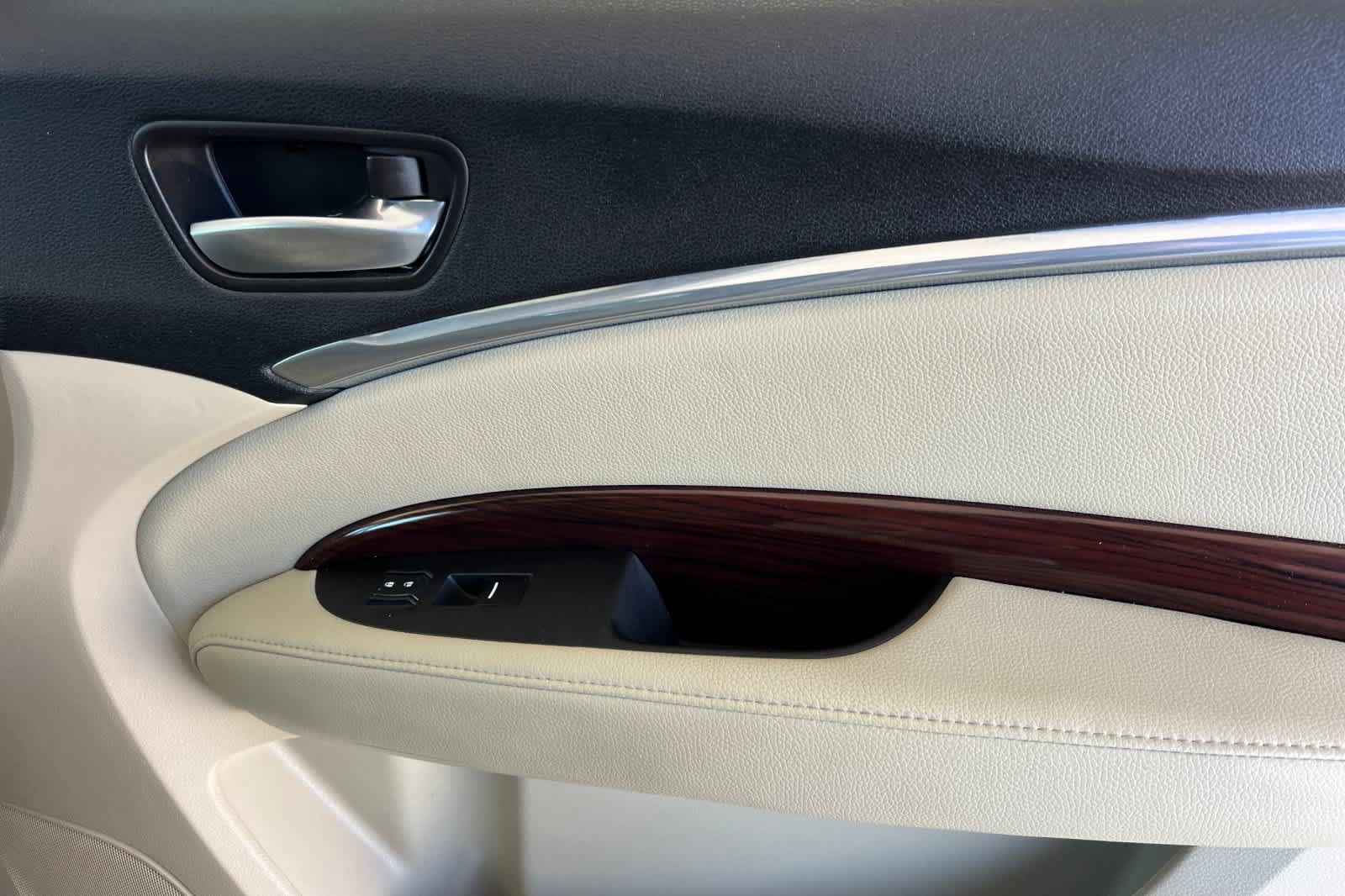 Used 2015 Acura MDX FWD image 20