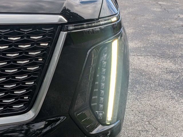 Certified 2025 Cadillac Escalade Premium Luxury AWD/4WD image 9