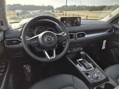 New 2025 MAZDA CX-5 AWD 2.5 S w/ Preferred Package image 13