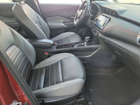 Certified 2023 Nissan Kicks SR w/ SR Premium Package FWD image 18