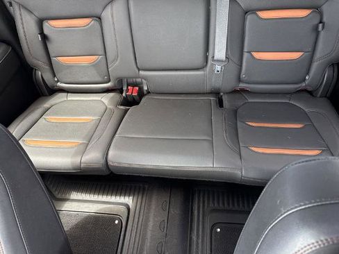 Used 2022 GMC Sierra 2500 AT4 w/ AT4 Premium Plus Package image 12