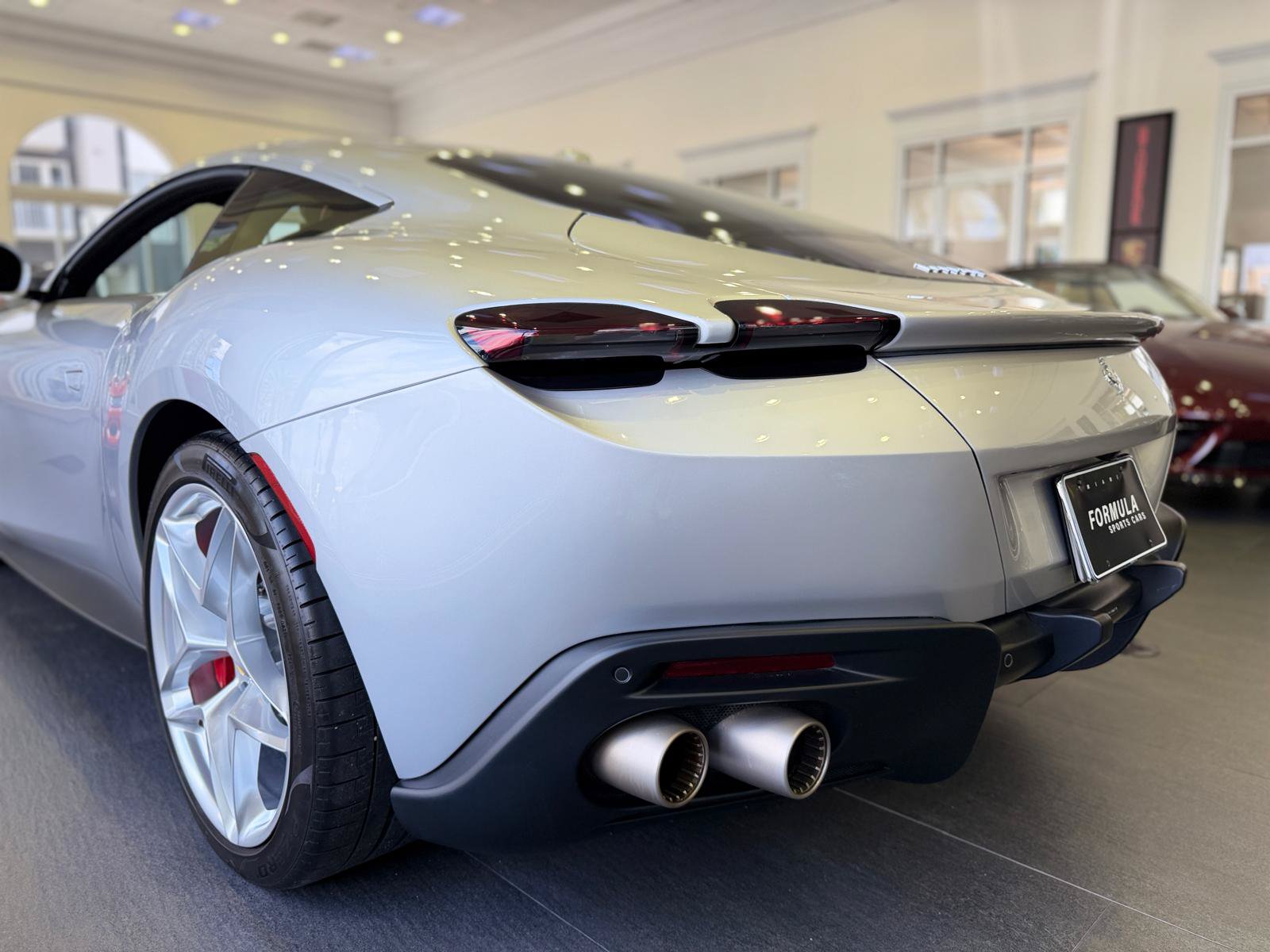 Used 2022 Ferrari Roma RWD image 18