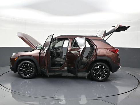 Used 2022 Chevrolet TrailBlazer LT FWD image 31