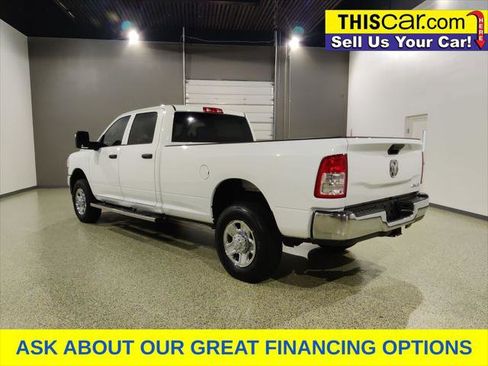 Used 2023 RAM 2500 Tradesman w/ Chrome Appearance Group AWD/4WD image 6