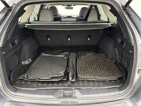 Used 2025 Subaru Outback Limited XT AWD/4WD image 29