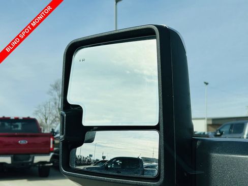 Used 2025 Chevrolet Silverado 2500 High Country w/ Technology Package image 13