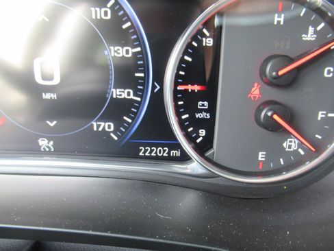 Used 2023 Chevrolet Traverse Premier w/ Redline Edition FWD image 27