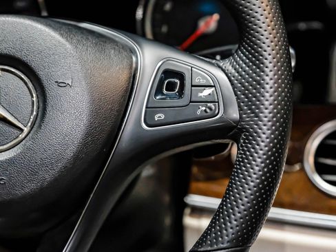 Used 2018 Mercedes-Benz E 300 image 18