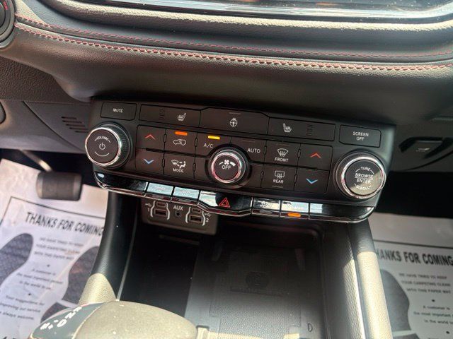 Used 2021 Dodge Durango R/T w/ Blacktop Package AWD/4WD image 20