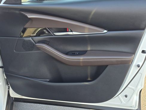 Used 2021 MAZDA CX-30 2.5 Turbo w/ Premium Package image 27