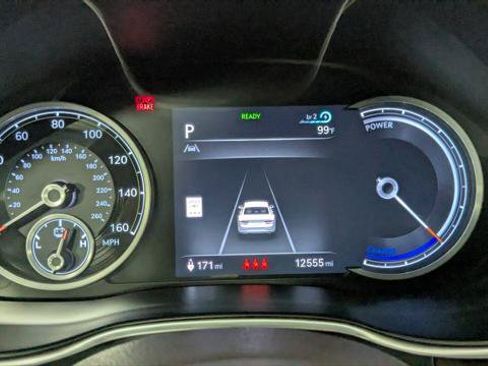 Used 2024 Genesis G80 AWD/4WD image 26