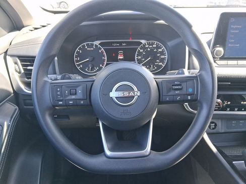 Used 2024 Nissan Rogue SV image 14