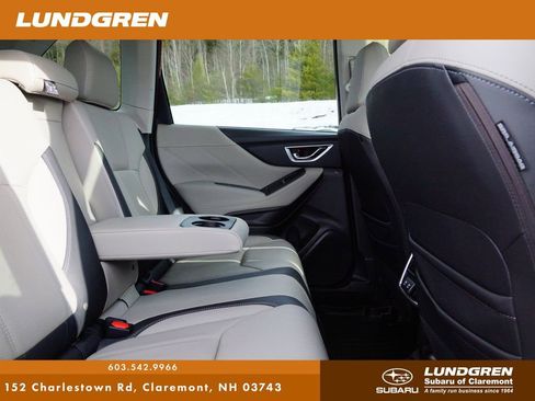 Used 2021 Subaru Forester Limited image 20