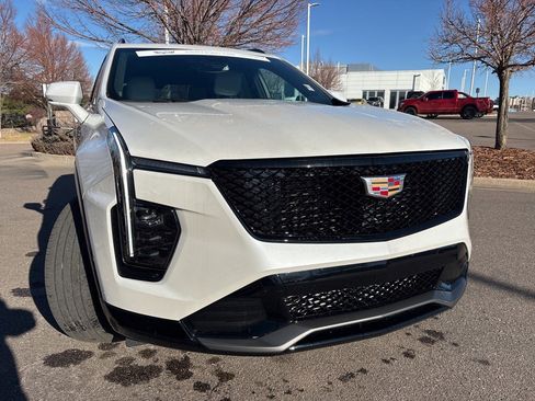 Certified 2024 Cadillac XT4 Sport image 7