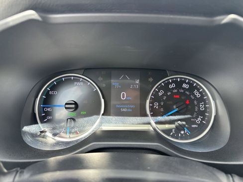 Used 2020 Toyota RAV4 XLE w/ Convenience Package image 36