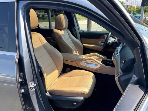 Certified 2024 Mercedes-Benz GLS 450 4MATIC image 7