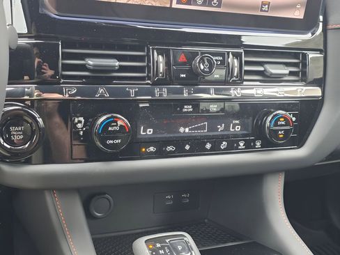 New 2026 Nissan Pathfinder Rock Creek image 28