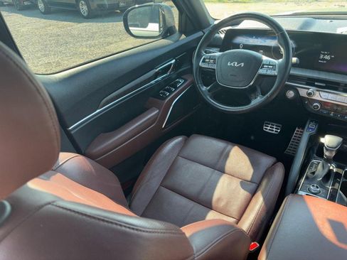 Used 2023 Kia Telluride SX image 14