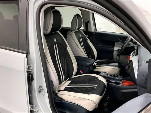 Used 2023 Ford Maverick XLT FWD image 9