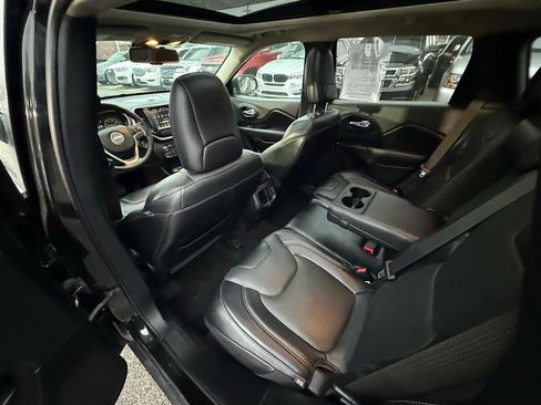 Used 2014 Jeep Cherokee Limited image 19