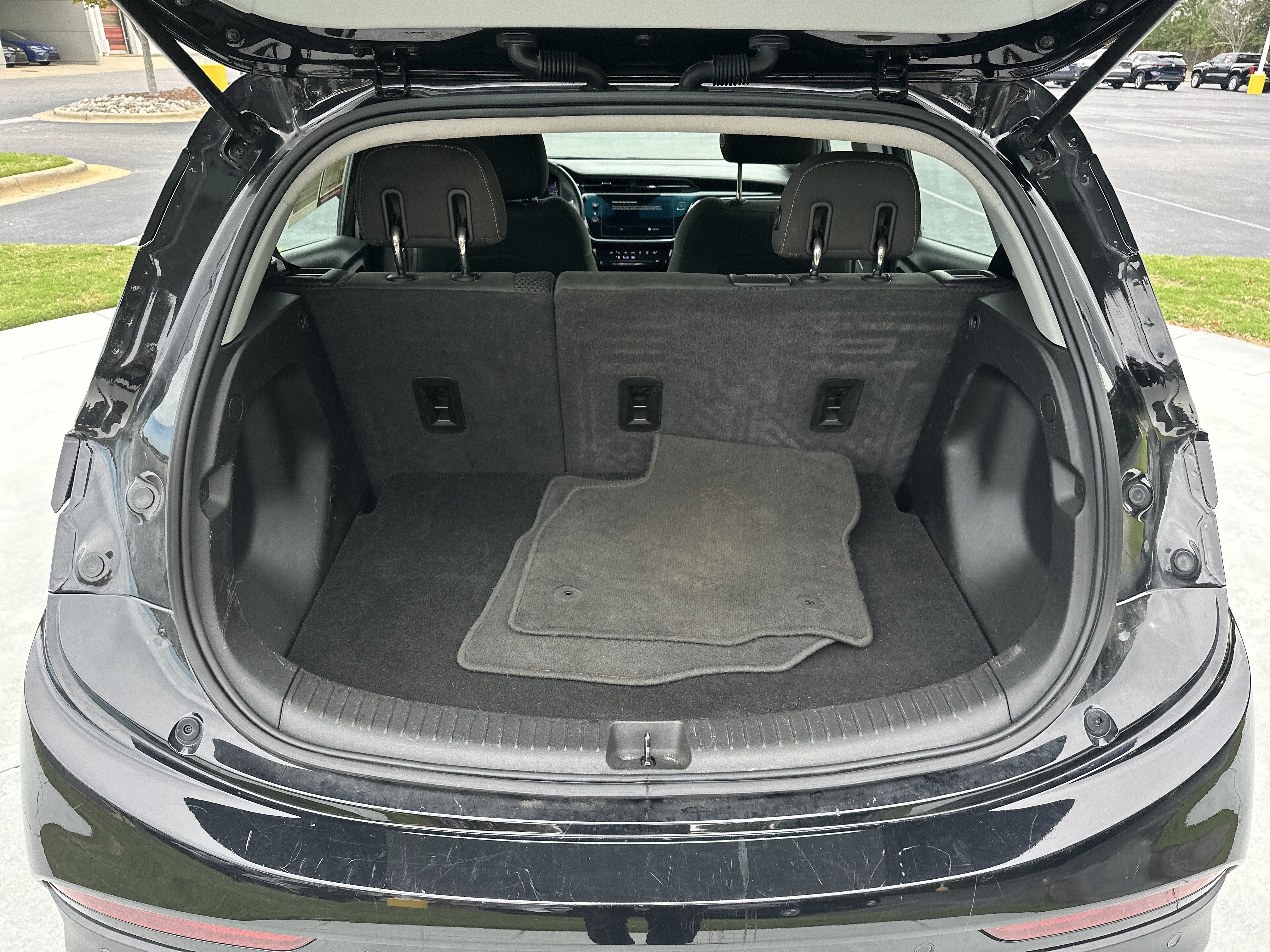 Used 2023 Chevrolet Bolt LT w/ Driver Confidence Package FWD image 32