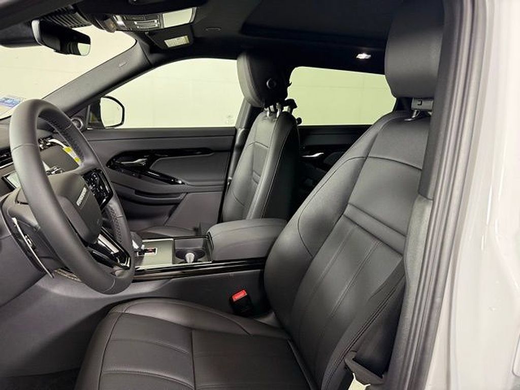 Certified 2026 Land Rover Range Rover Evoque S AWD/4WD image 12