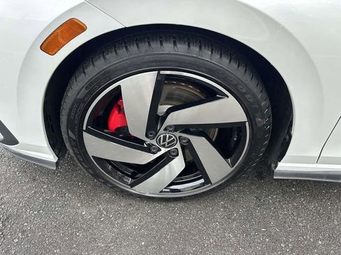 Used 2024 Volkswagen GTI S image 7