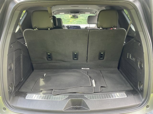Certified 2025 Chevrolet Tahoe Premier AWD/4WD image 26