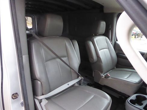 Used 2012 Nissan NV 2500 S w/ Side Curtain Airbag Pkg RWD image 22