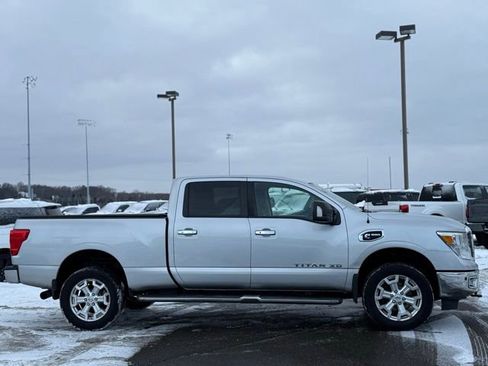 Used 2016 Nissan Titan XD image 36