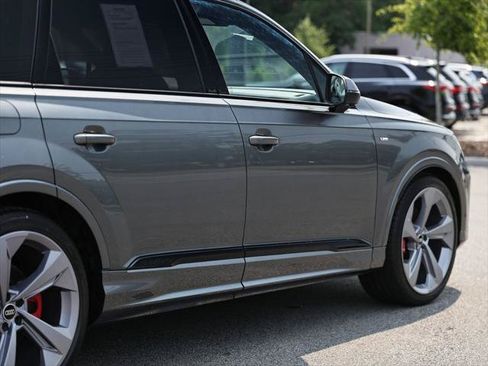 Certified 2026 Audi Q7 3.0T Prestige AWD/4WD image 8