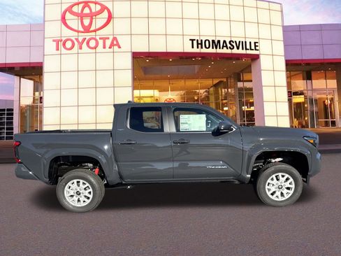 New 2025 Toyota Tacoma SR5 image 4