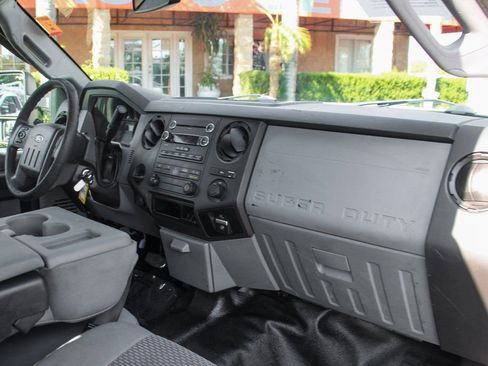 Used 2016 Ford F250 XL w/ Power Equipment Group image 33