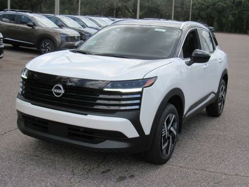 New 2026 Nissan Kicks SV FWD image 7