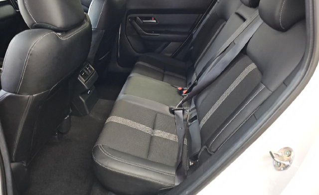 Used 2025 MAZDA CX-50 AWD 2.5 S w/ Preferred Package image 9