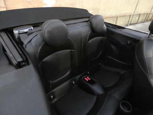 Used 2018 MINI Cooper S image 14