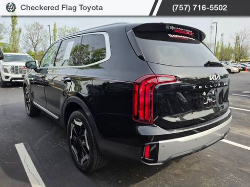 Used 2023 Kia Telluride S image 4