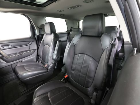 Used 2015 GMC Acadia SLT image 15
