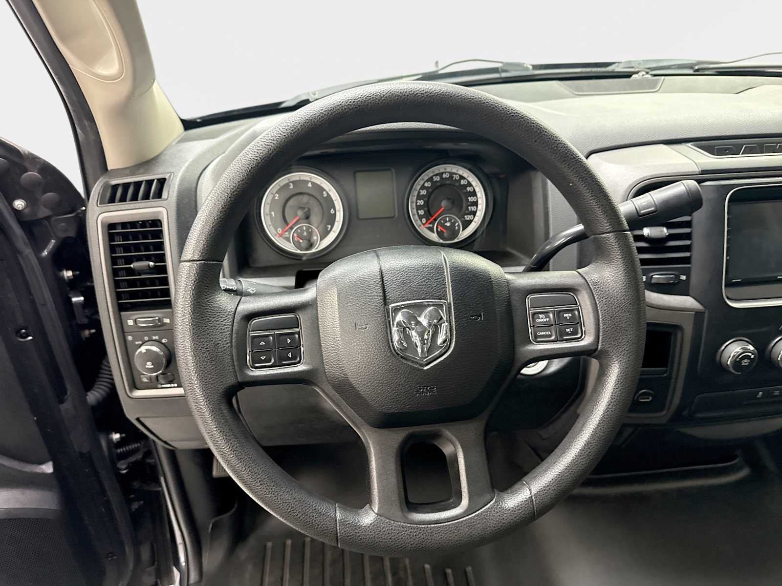 Used 2013 RAM 1500 Express RWD image 11