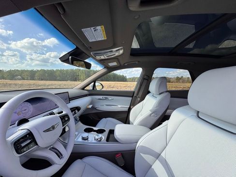 New 2026 Genesis GV70 2.5T Advanced image 19
