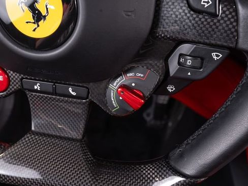 Used 2019 Ferrari Portofino RWD image 44