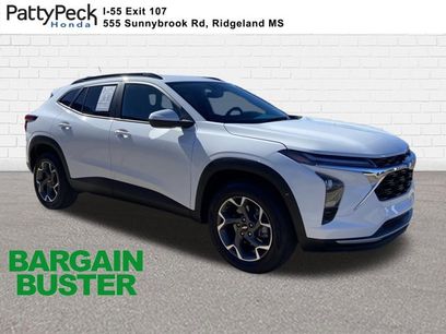 Used 2024 Chevrolet Trax LT w/ Driver Confidence Package