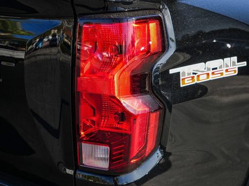 New 2026 Chevrolet Colorado Trail Boss AWD/4WD image 7