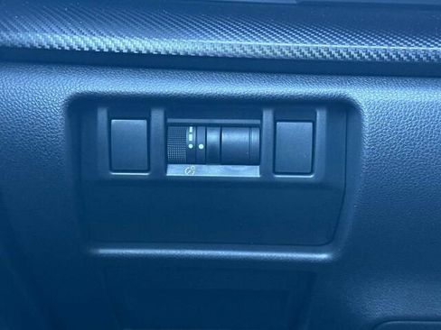 Certified 2025 Subaru Crosstrek 2.0i image 29