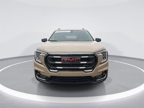 Used 2022 GMC Terrain AT4 w/ Tech Package image 3