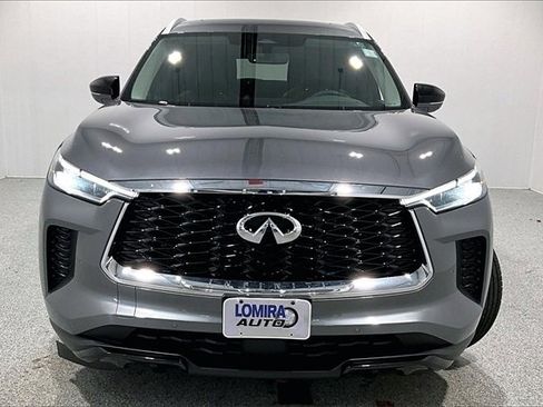 Used 2023 INFINITI QX60 Luxe image 2
