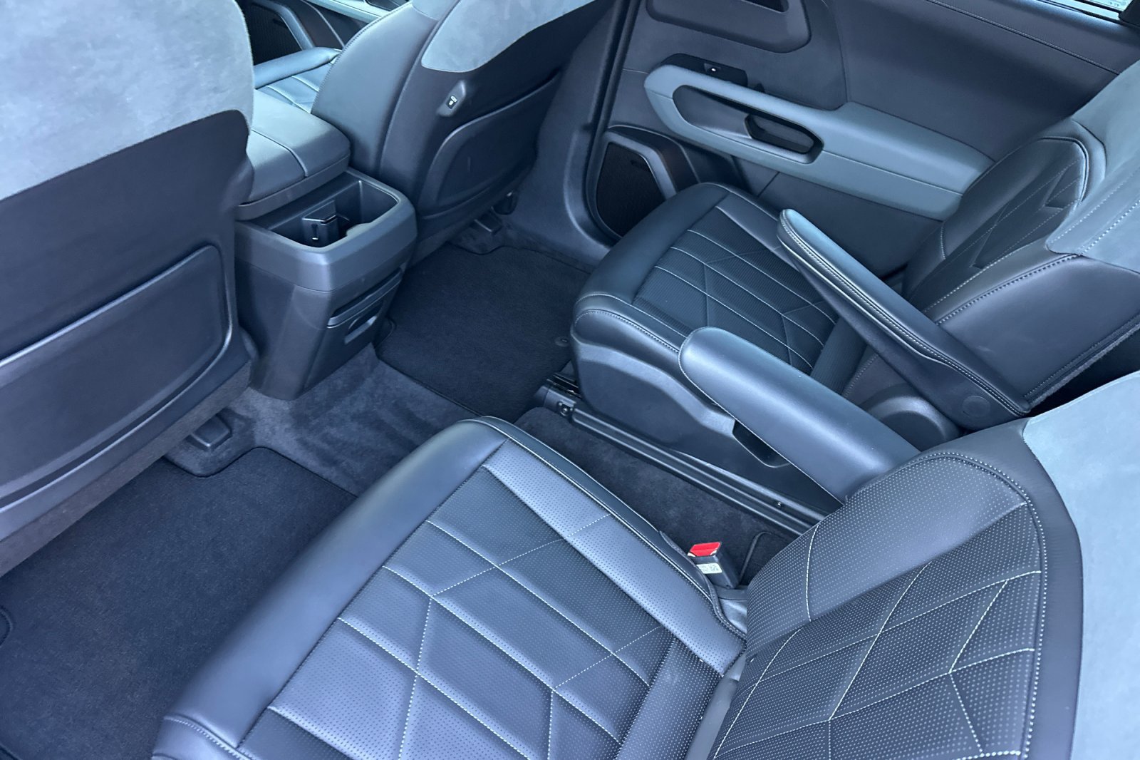 Certified 2027 Kia Telluride SX Prestige X-Line AWD/4WD image 13