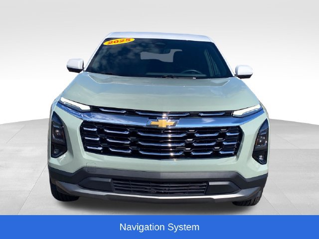 Used 2025 Chevrolet Equinox LT w/ Safety and Technology Package AWD/4WD image 2